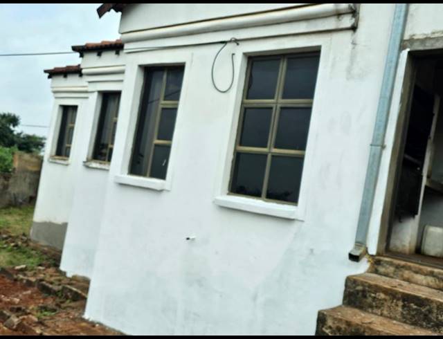 5 BEDROOM HOUSE FOR SALE IN THOHOYANDOU